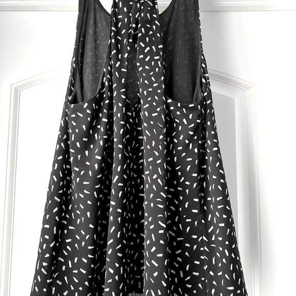 Banana Republic Tank Top - Picture 6 of 12